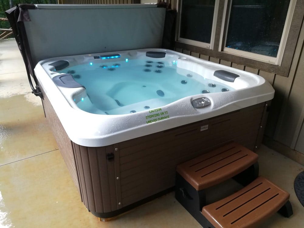 Draining and Refilling Your Hot Tub 101Image